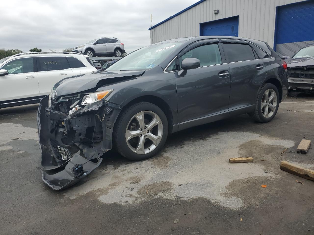 TOYOTA VENZA 2011