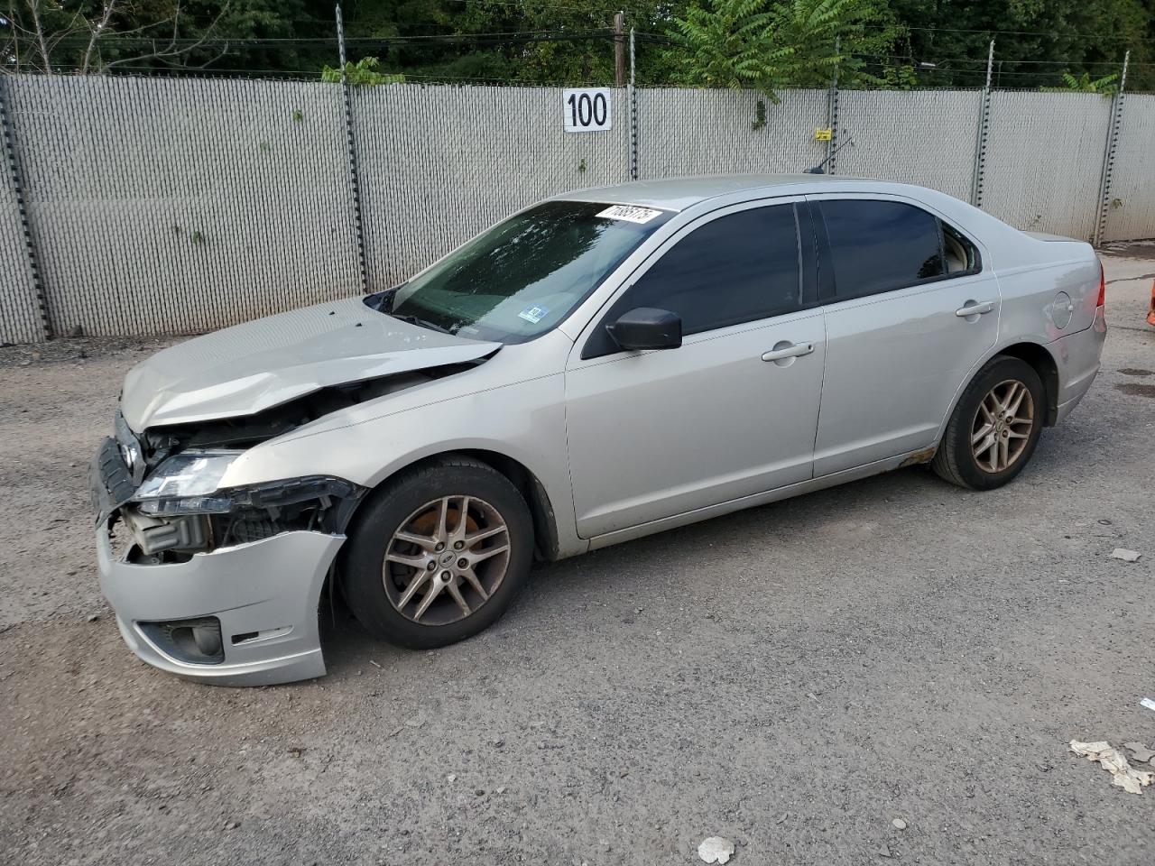 FORD FUSION S 2010