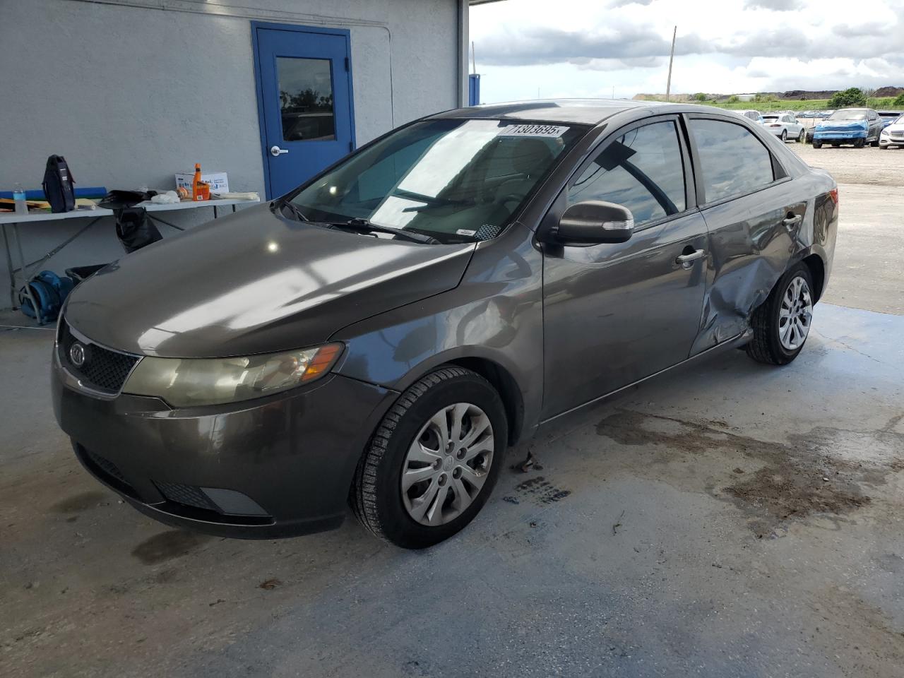 KIA FORTE EX 2010