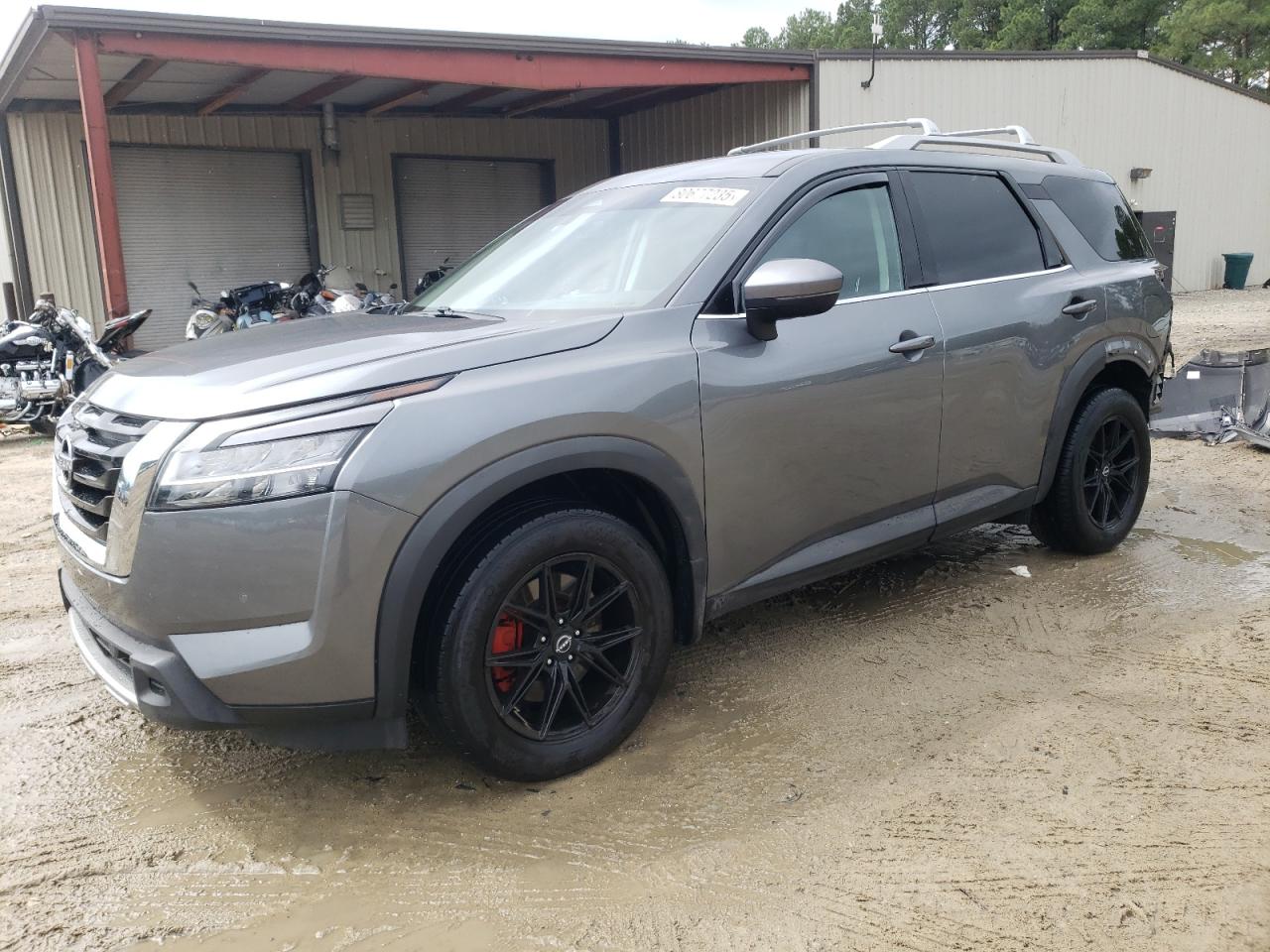 NISSAN PATHFINDER 2024