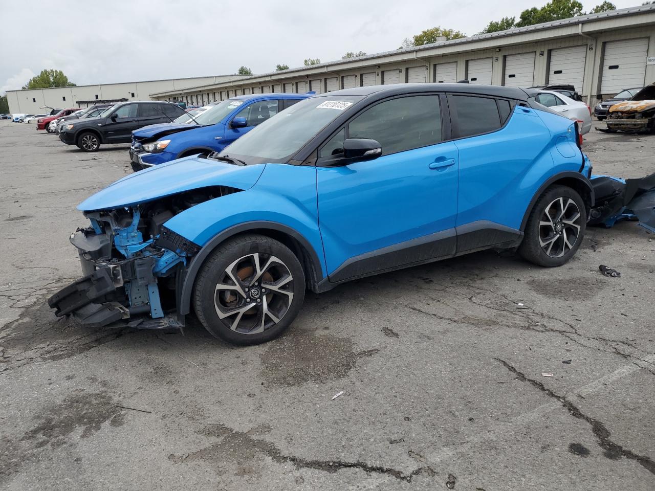 TOYOTA C-HR XLE 2019