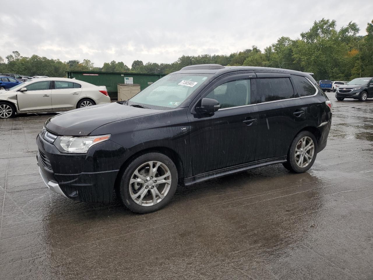 MITSUBISHI OUTLANDER 2014