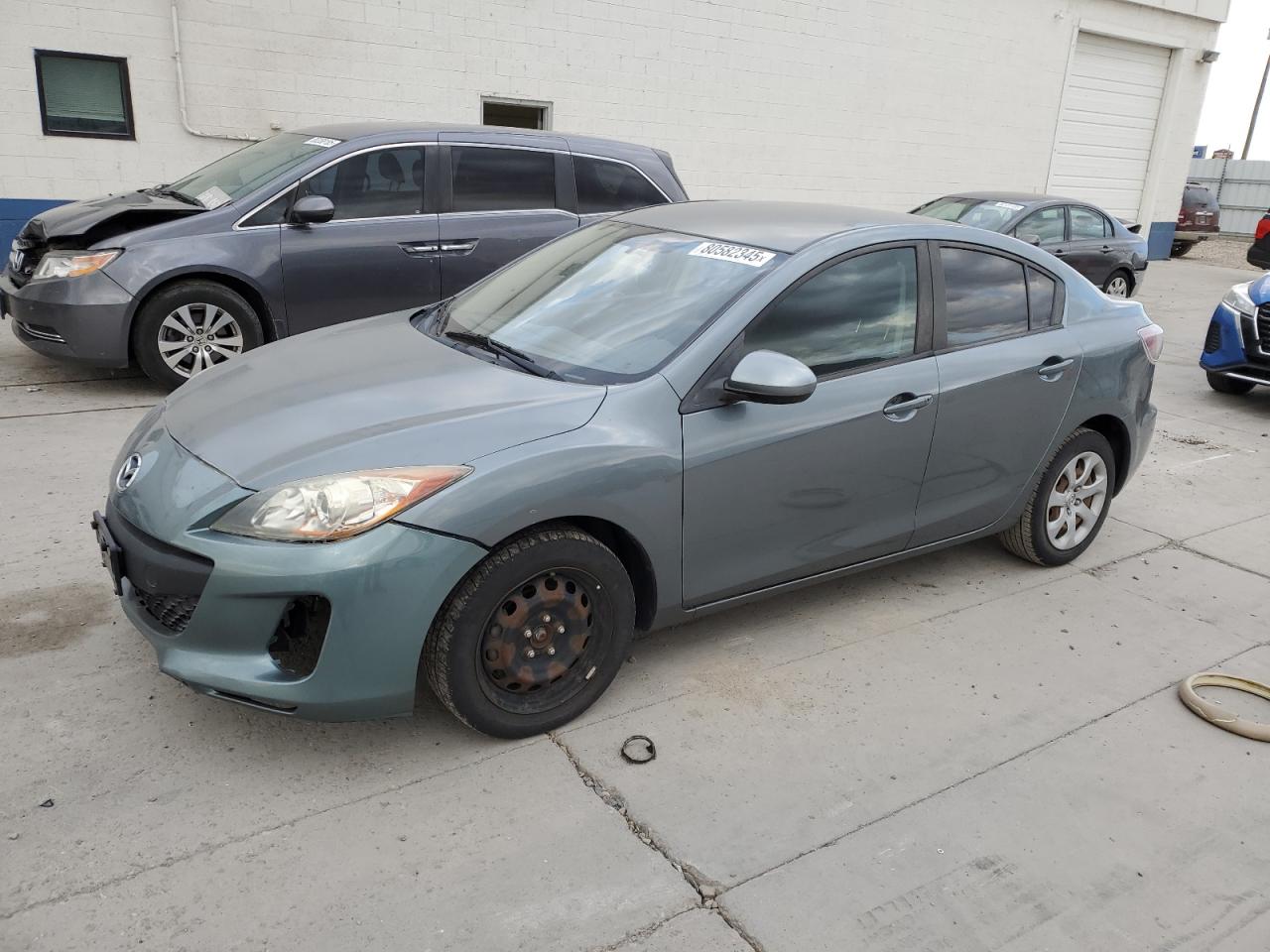 MAZDA 3 I 2013