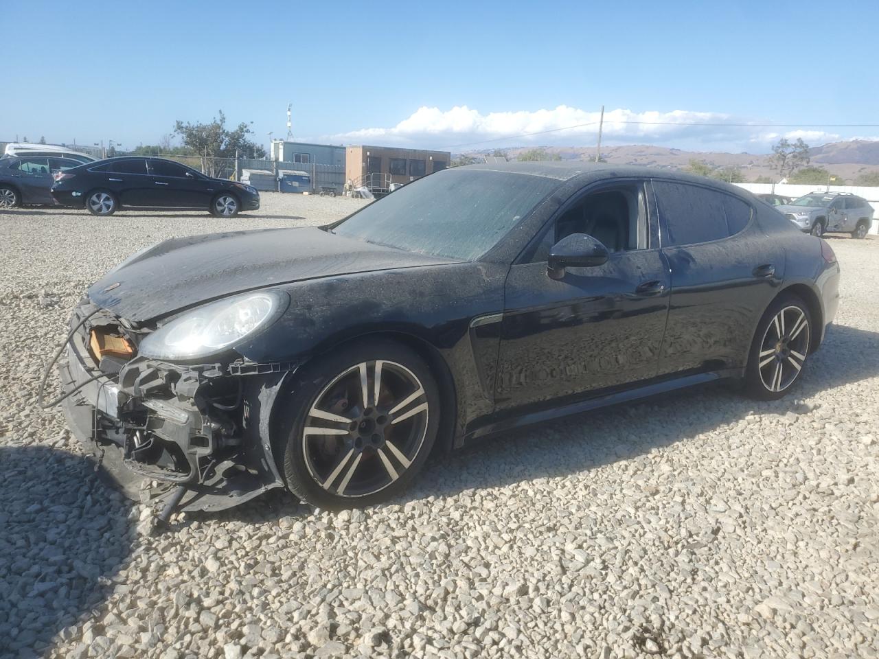 PORSCHE PANAMERA 2 2015