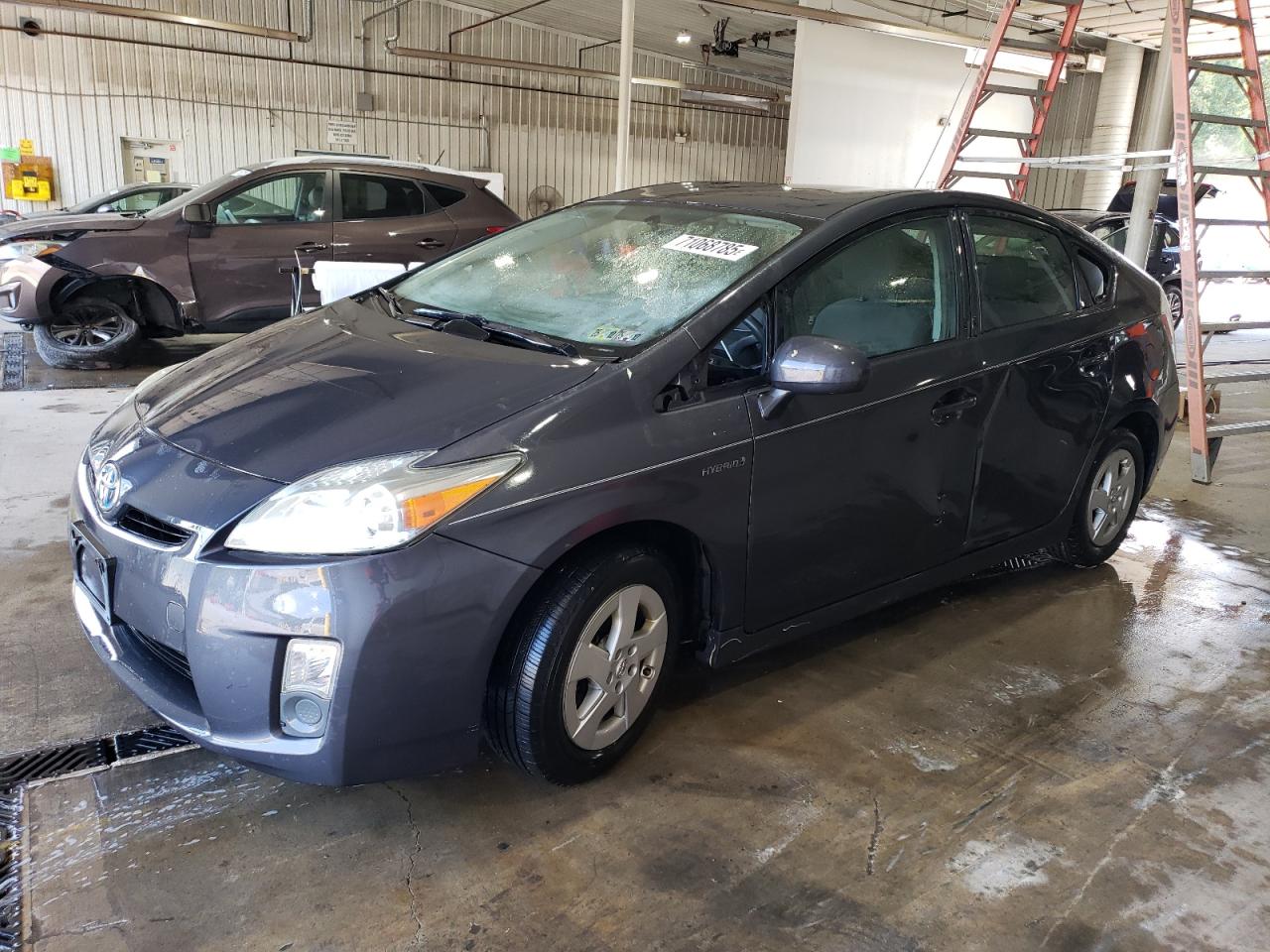 TOYOTA PRIUS 2011
