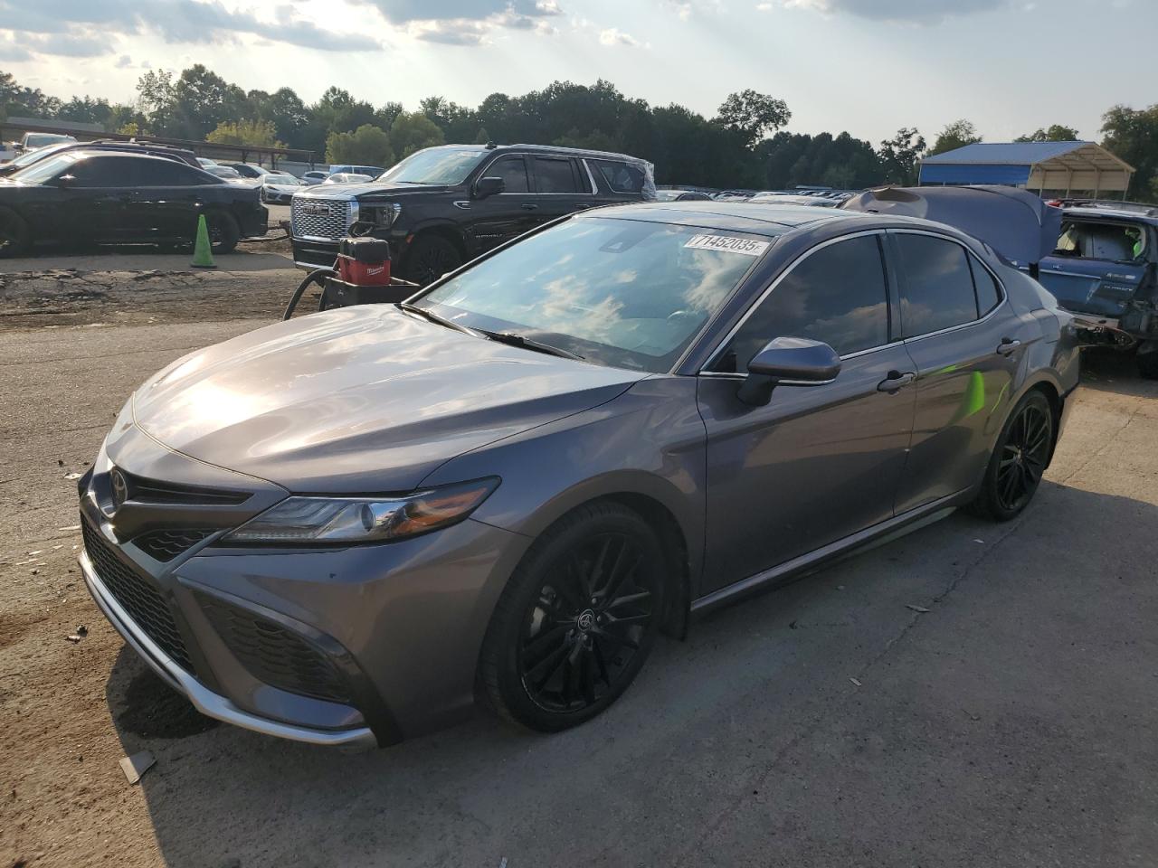 TOYOTA CAMRY 2021