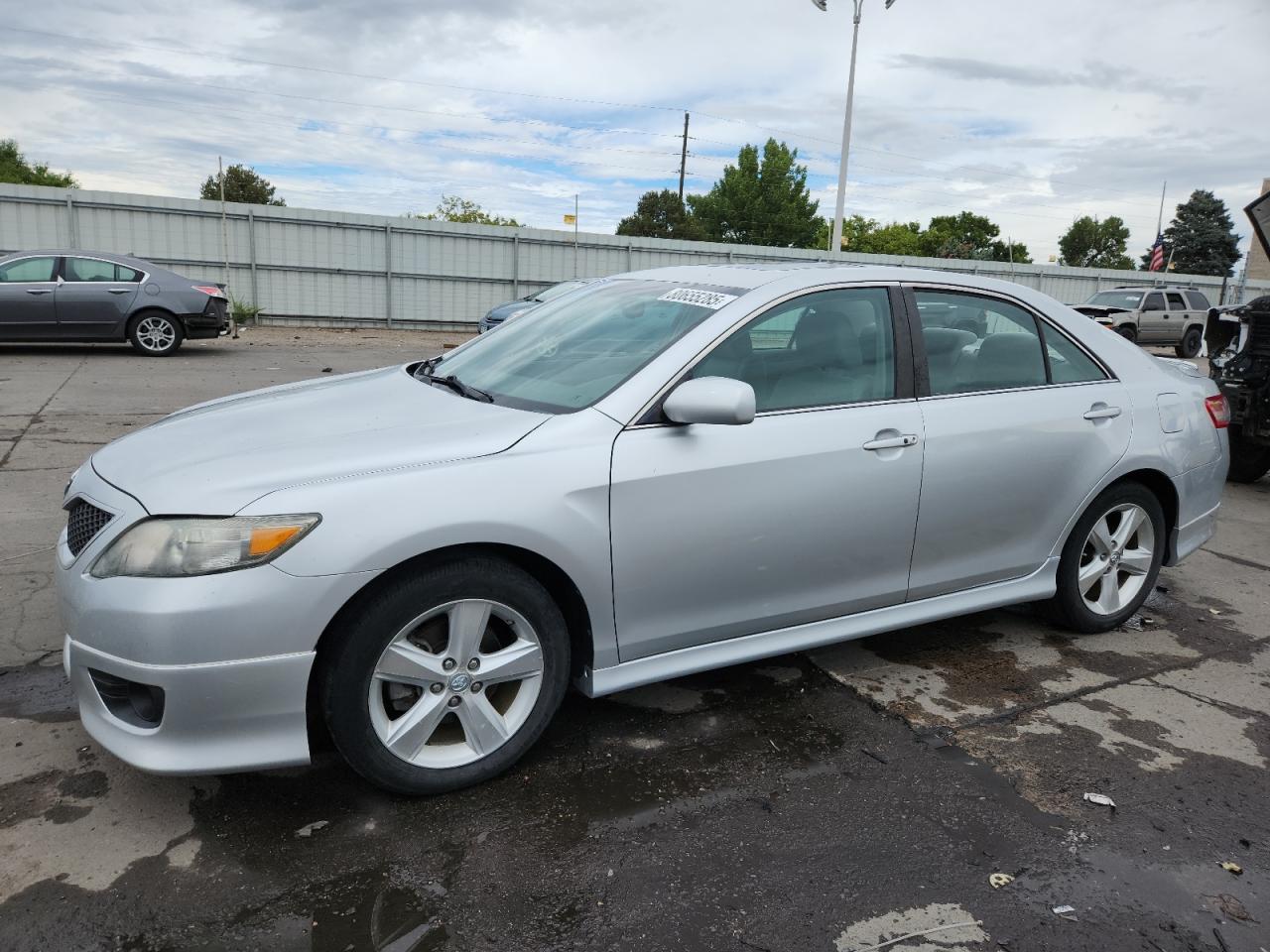 TOYOTA CAMRY BASE 2011