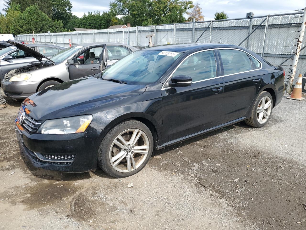 VOLKSWAGEN PASSAT SE 2014