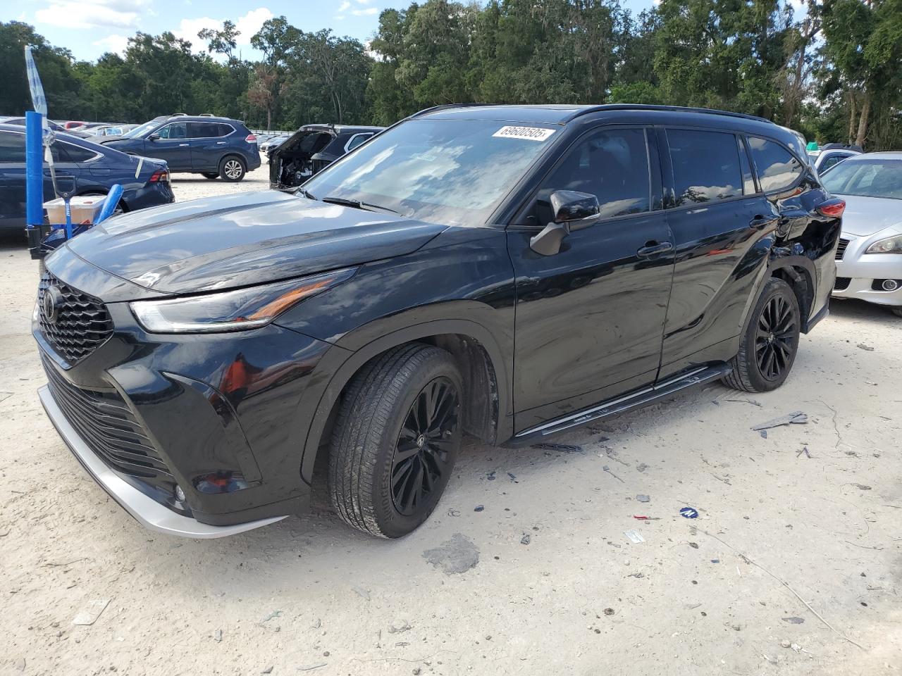 TOYOTA HIGHLANDER 2023