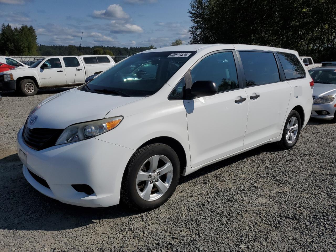 TOYOTA SIENNA BAS 2011