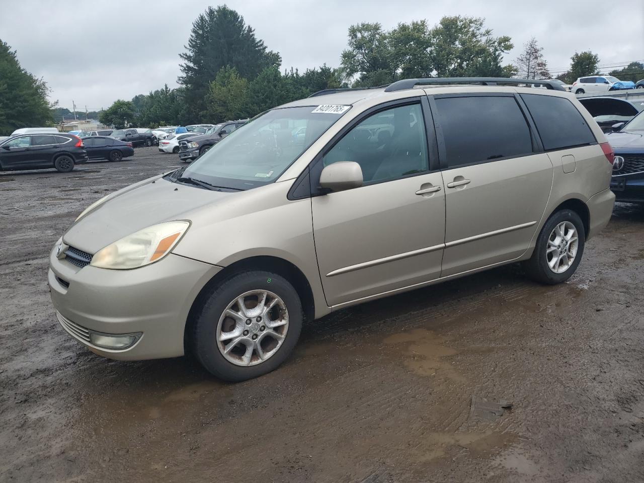 TOYOTA SIENNA XLE 2005
