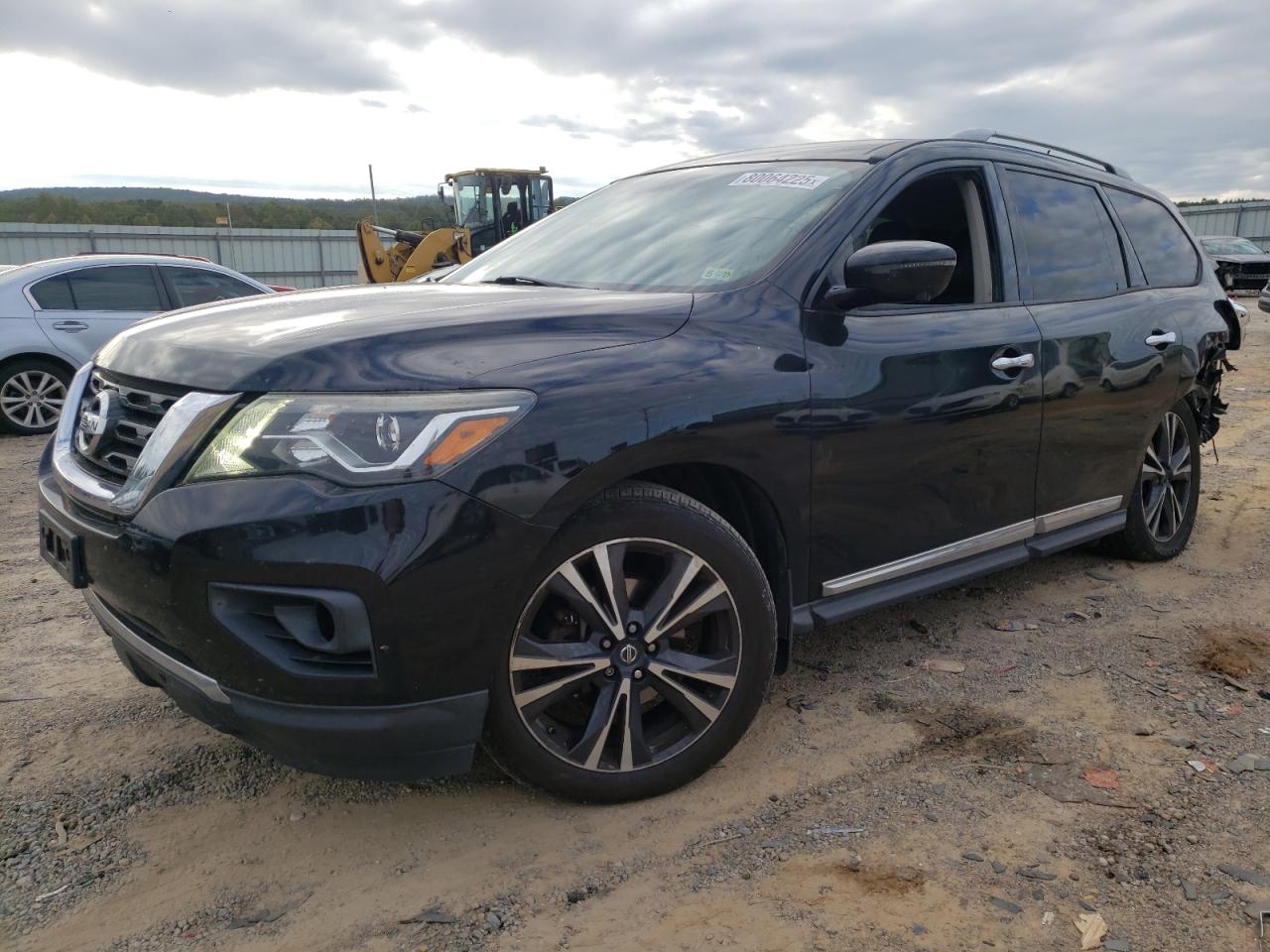 NISSAN PATHFINDER 2017