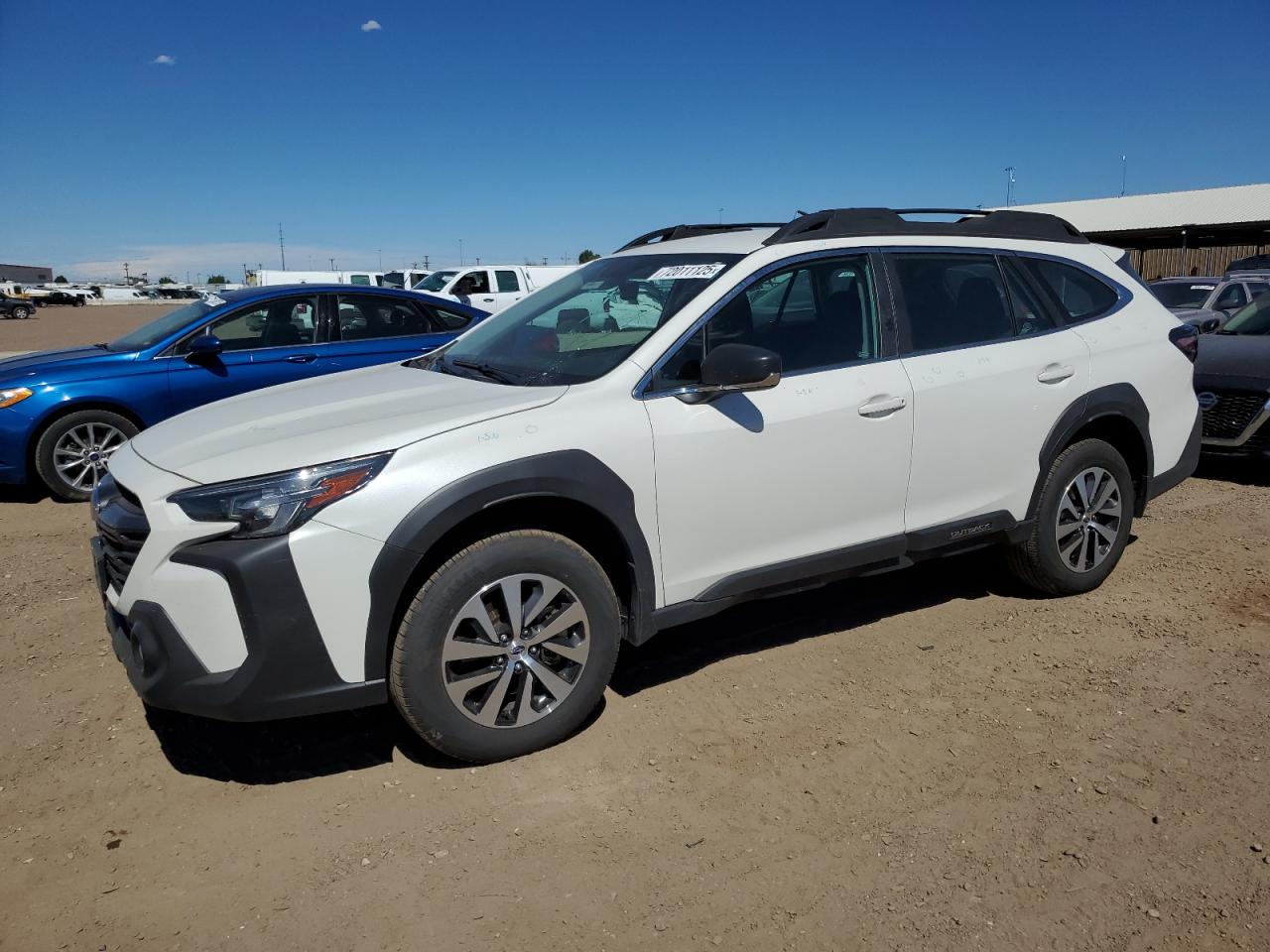 SUBARU OUTBACK 2025