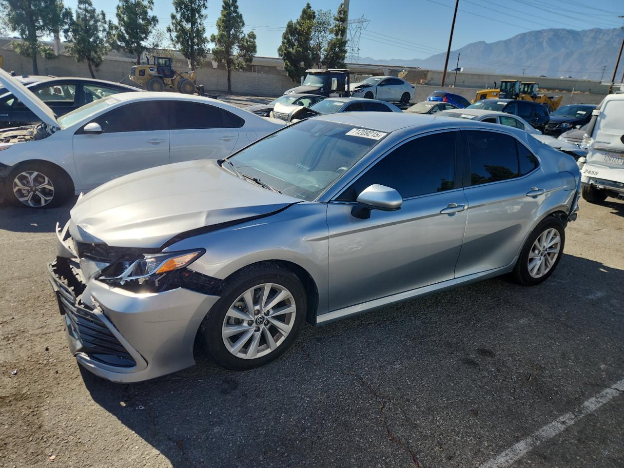 TOYOTA CAMRY LE 2022