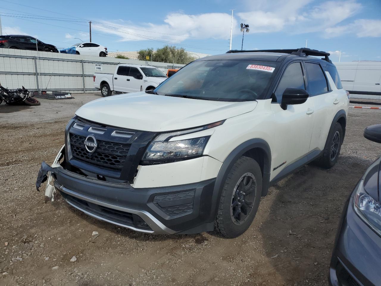 NISSAN PATHFINDER 2024