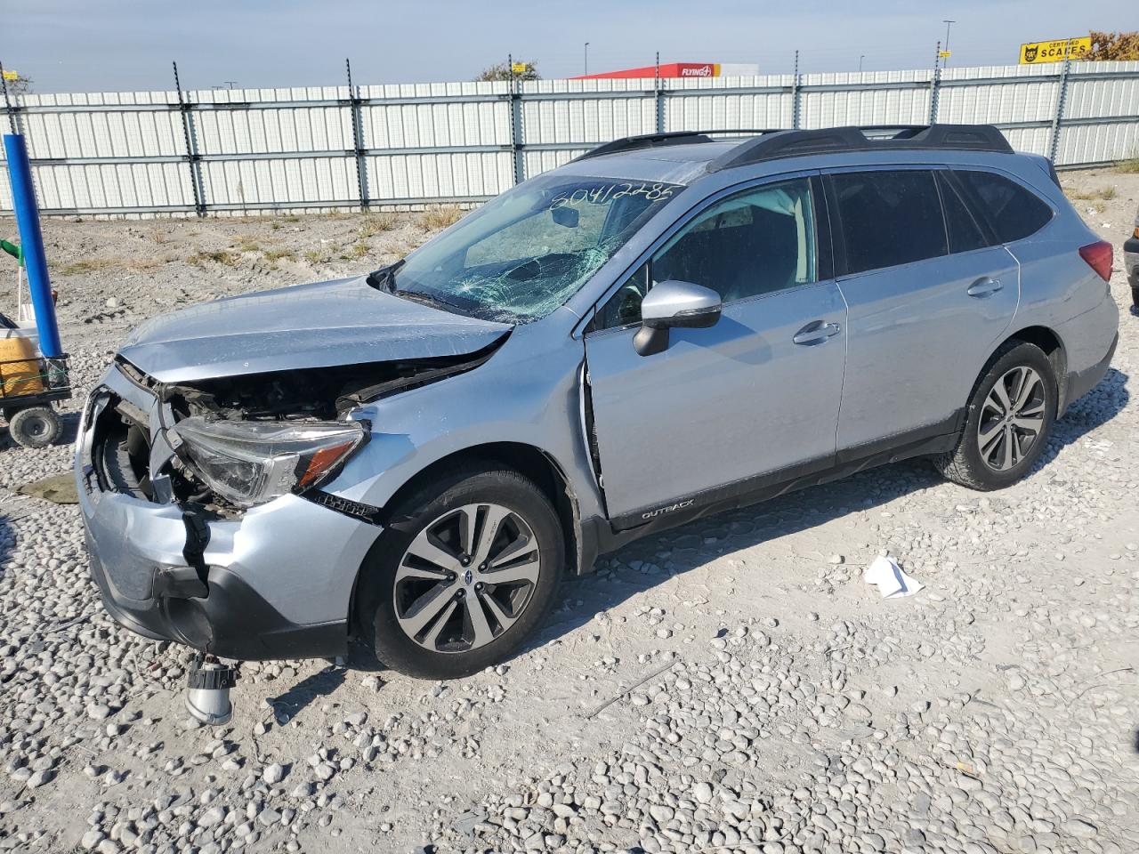 SUBARU OUTBACK 2018