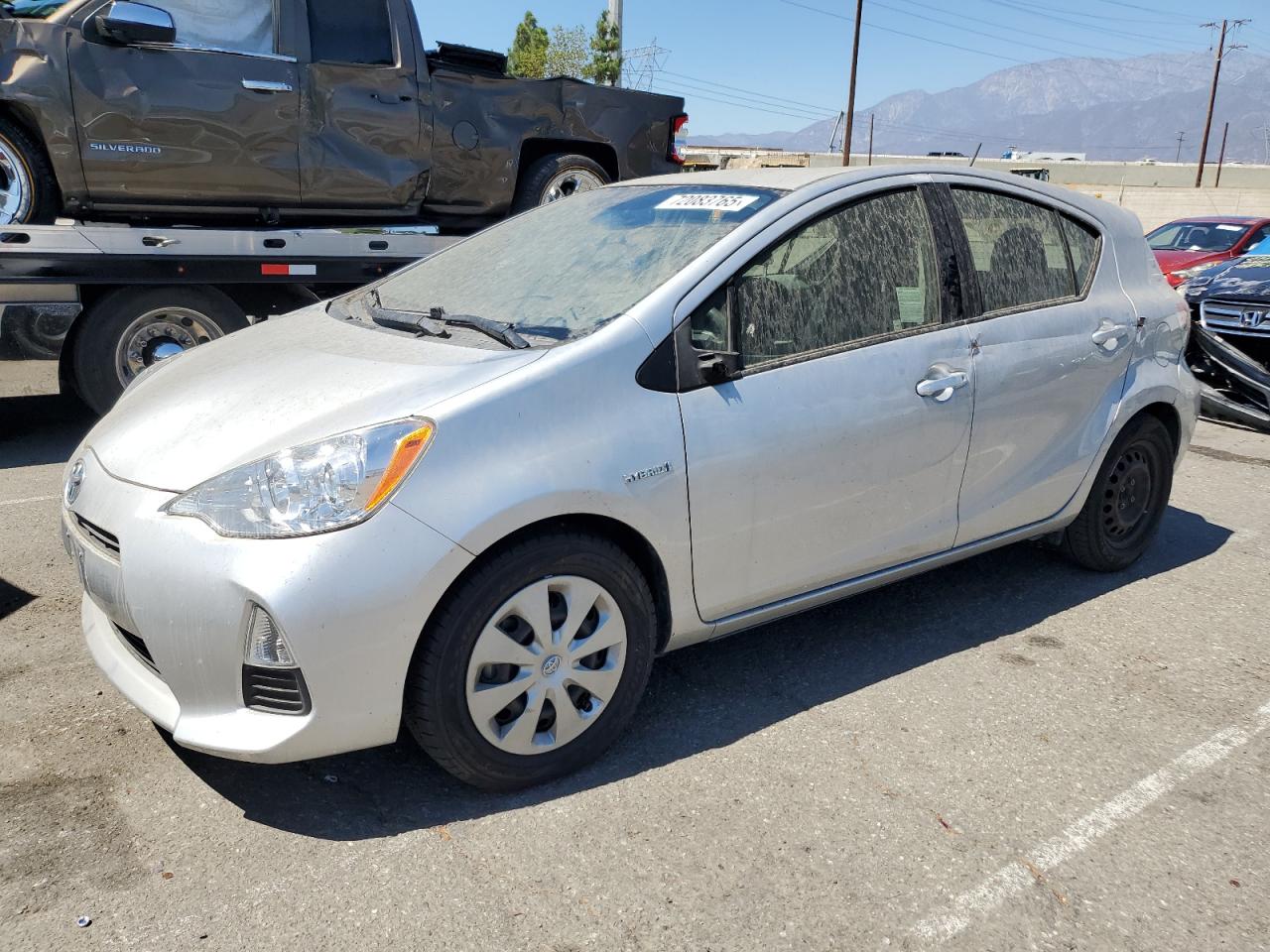 TOYOTA PRIUS C 2012