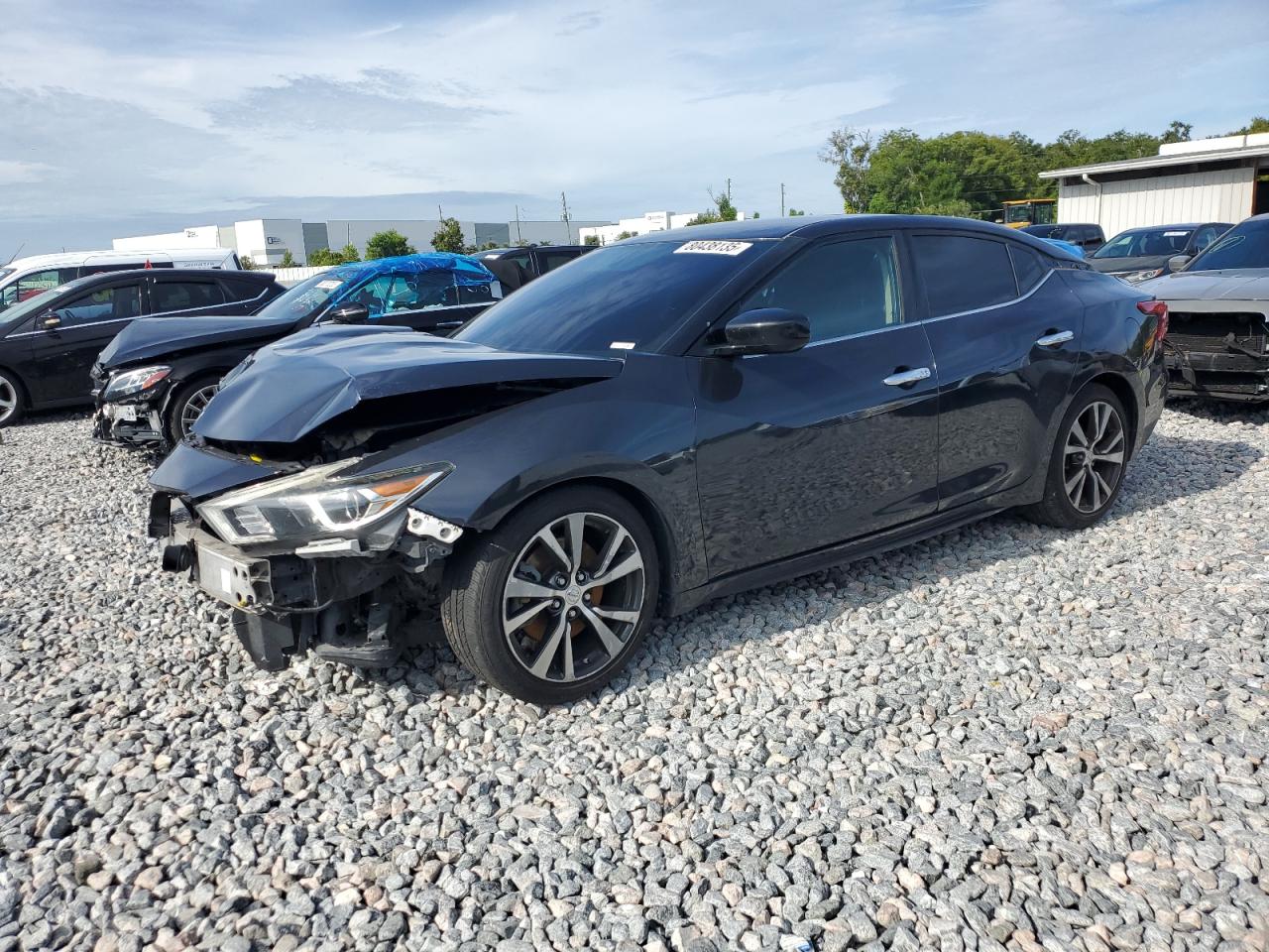 NISSAN MAXIMA 2017