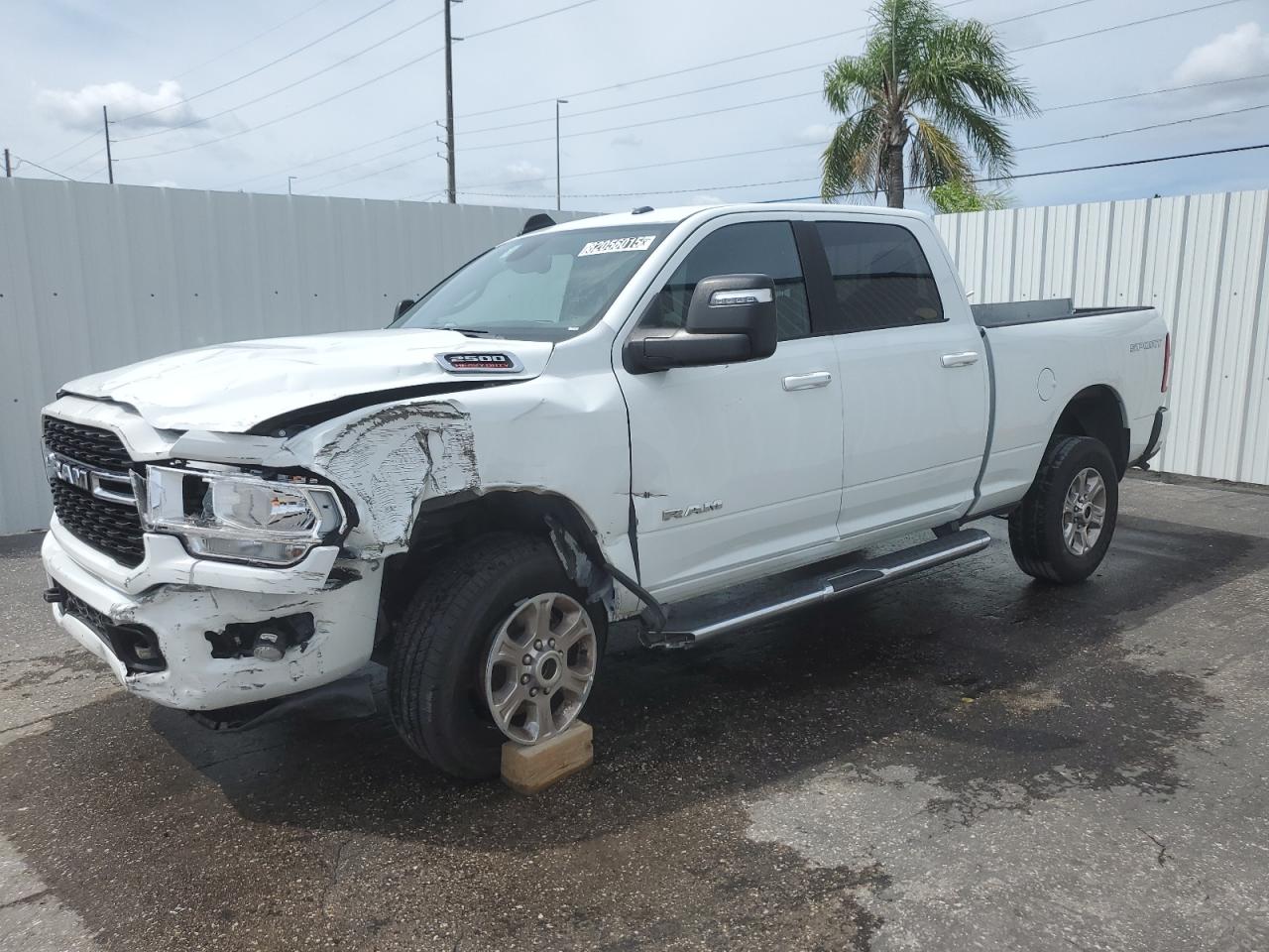 RAM 2500 BIG H 2024