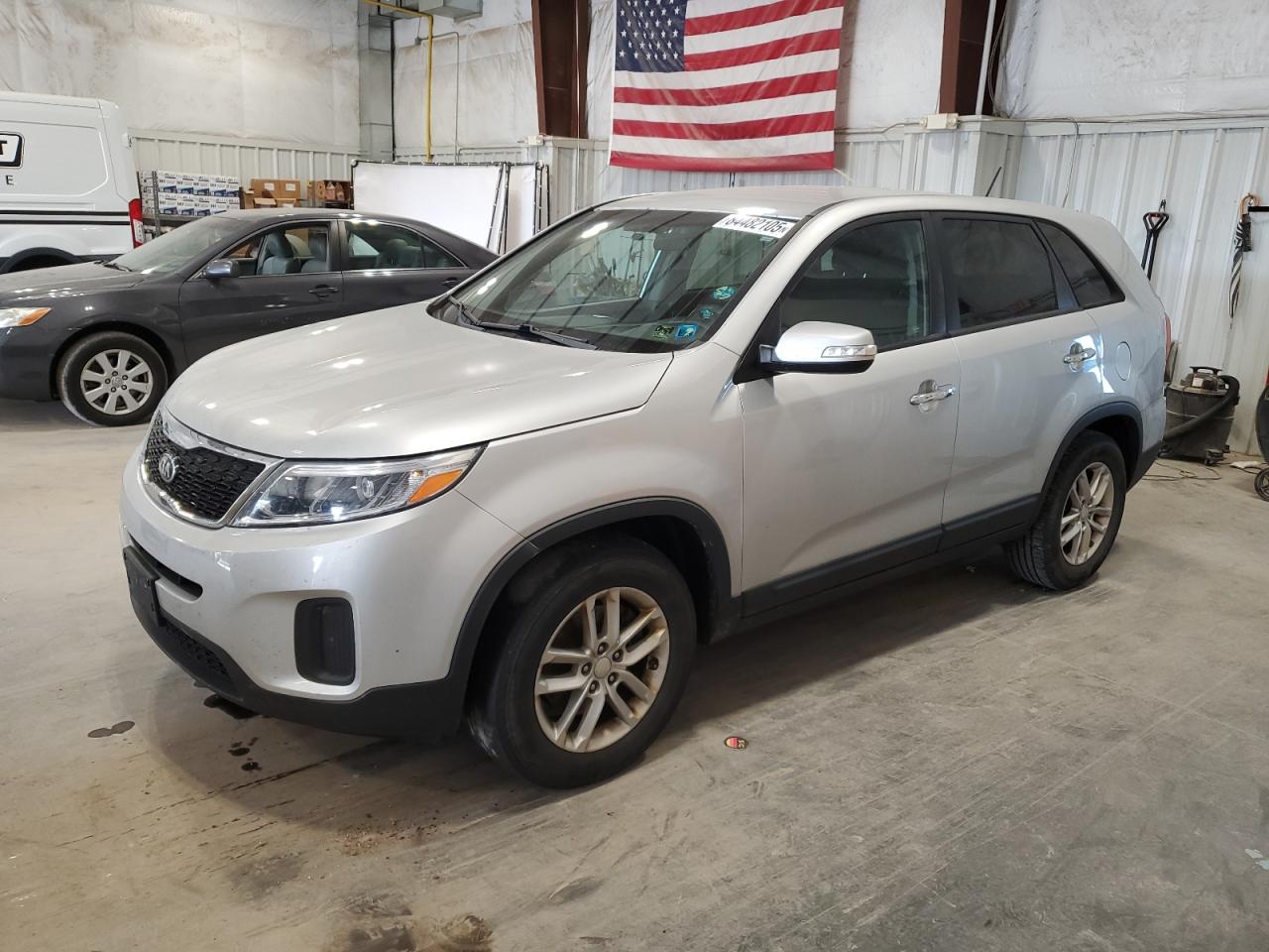KIA SORENTO LX 2014