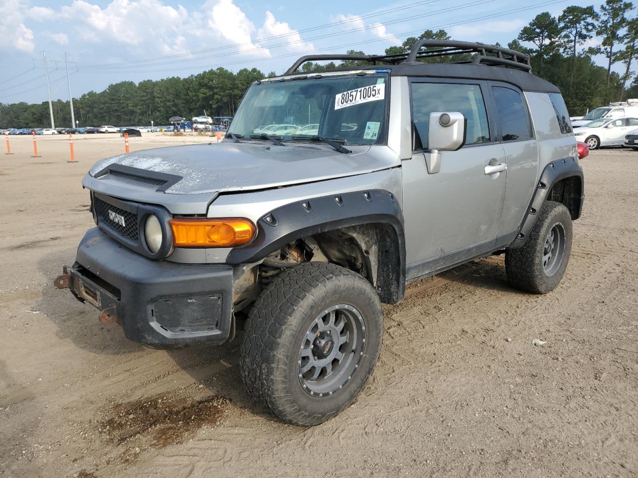 TOYOTA FJ CRUISER 2010