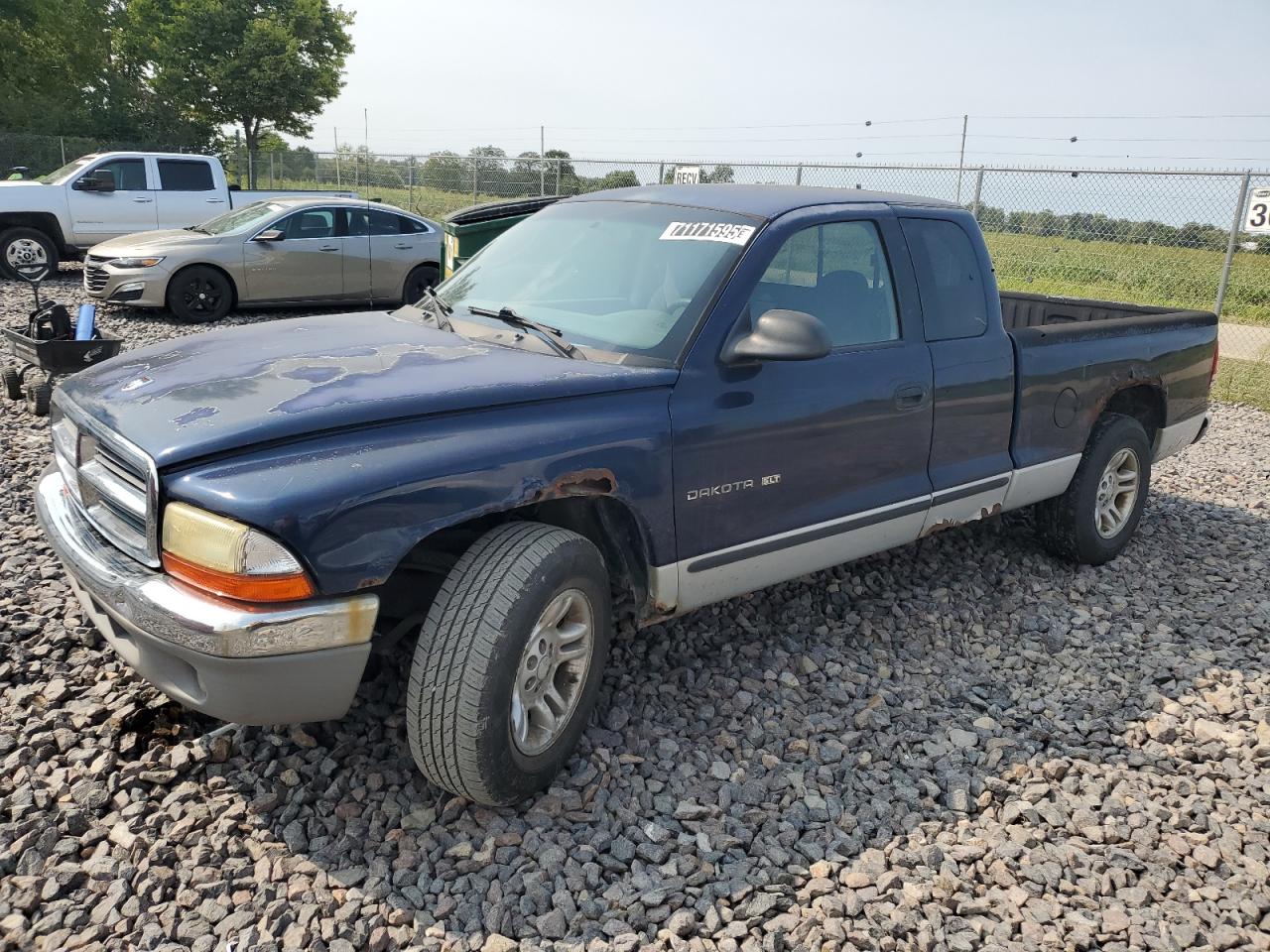 DODGE DAKOTA 2001