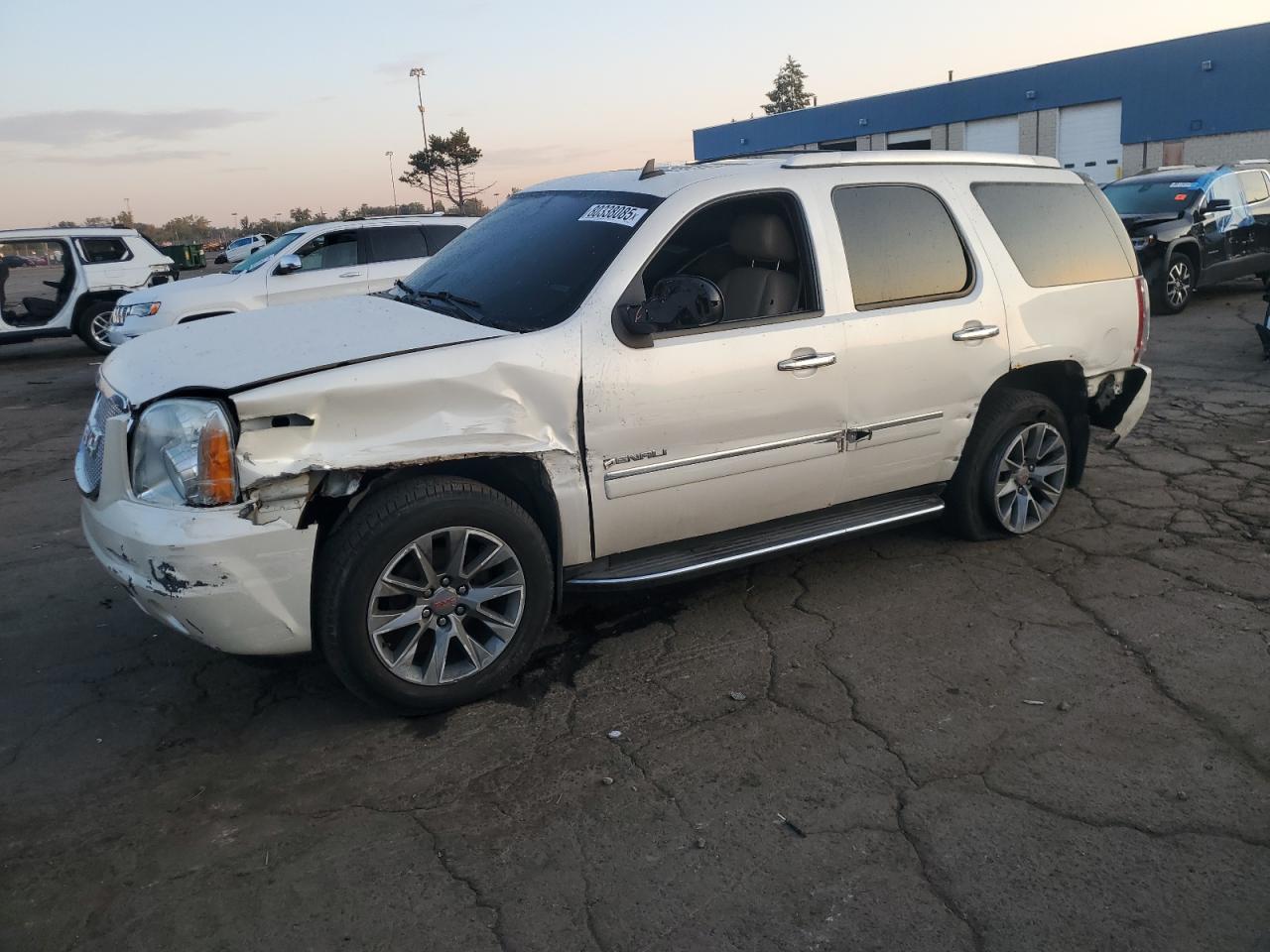 GMC YUKON DENA 2011
