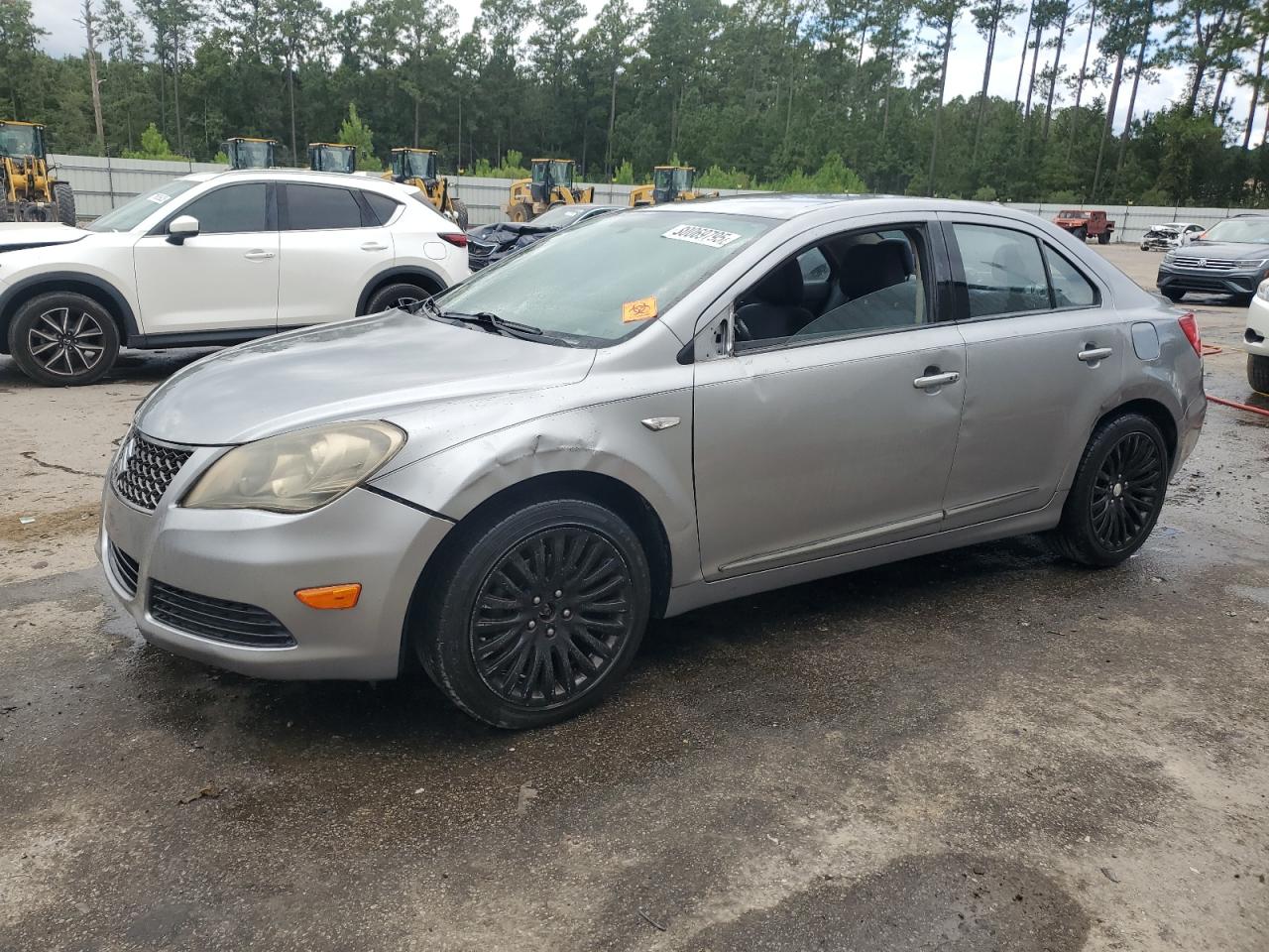 SUZUKI KIZASHI 2012