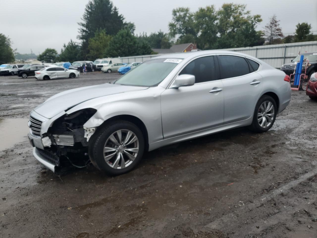 INFINITI M37 X 2013