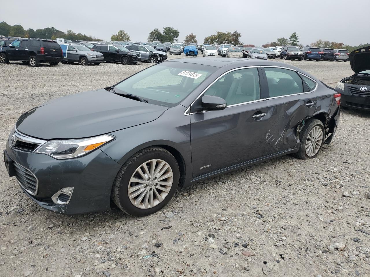 TOYOTA AVALON HYB 2015
