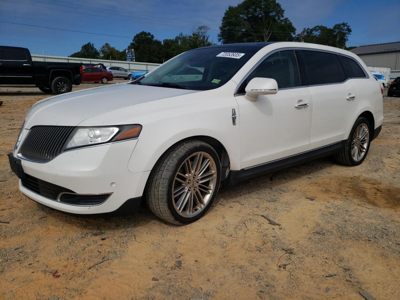 LINCOLN MKT 2013