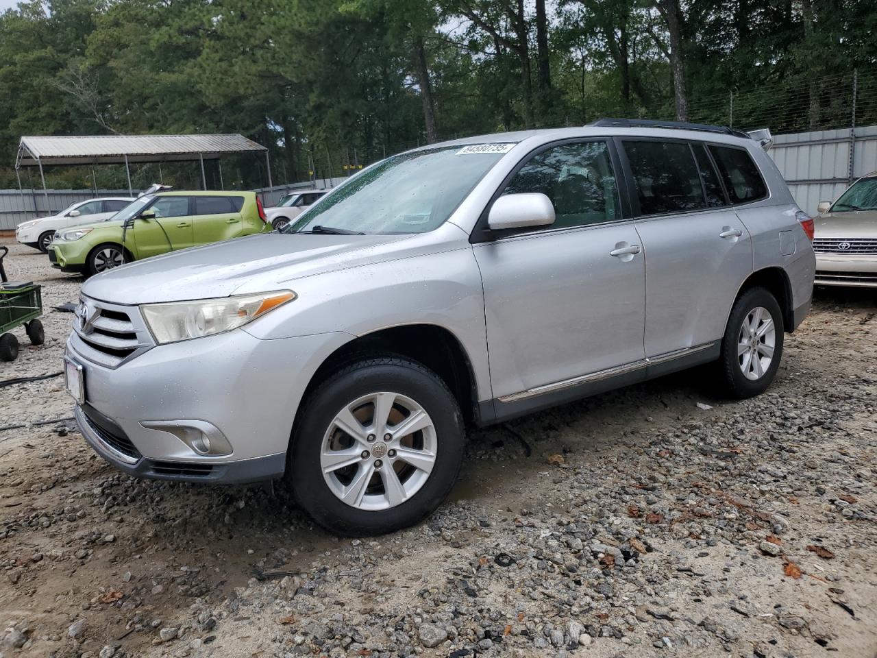 TOYOTA HIGHLANDER 2011