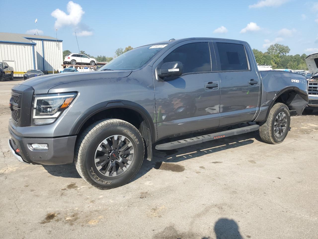 NISSAN TITAN SV 2021