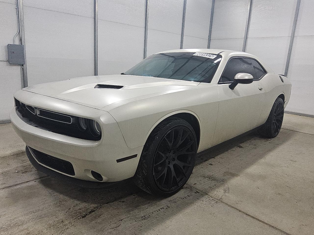DODGE CHALLENGER 2016
