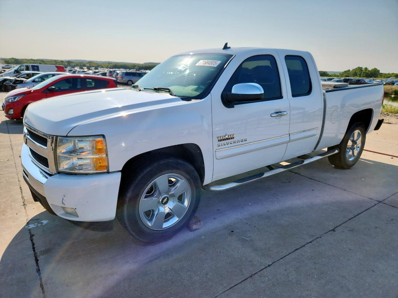 CHEVROLET SILVERADO 2011