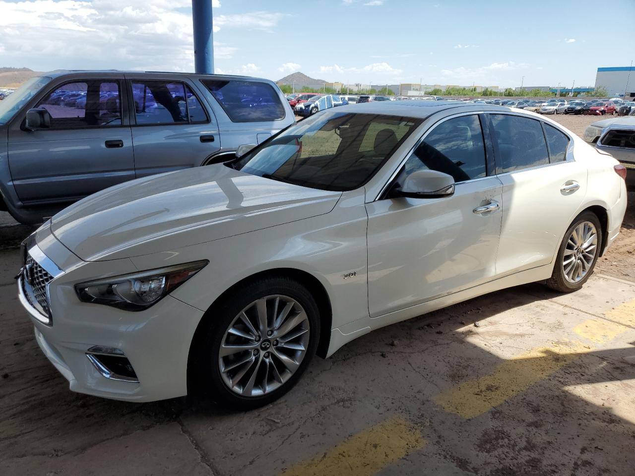 INFINITI Q50 LUXE 2019