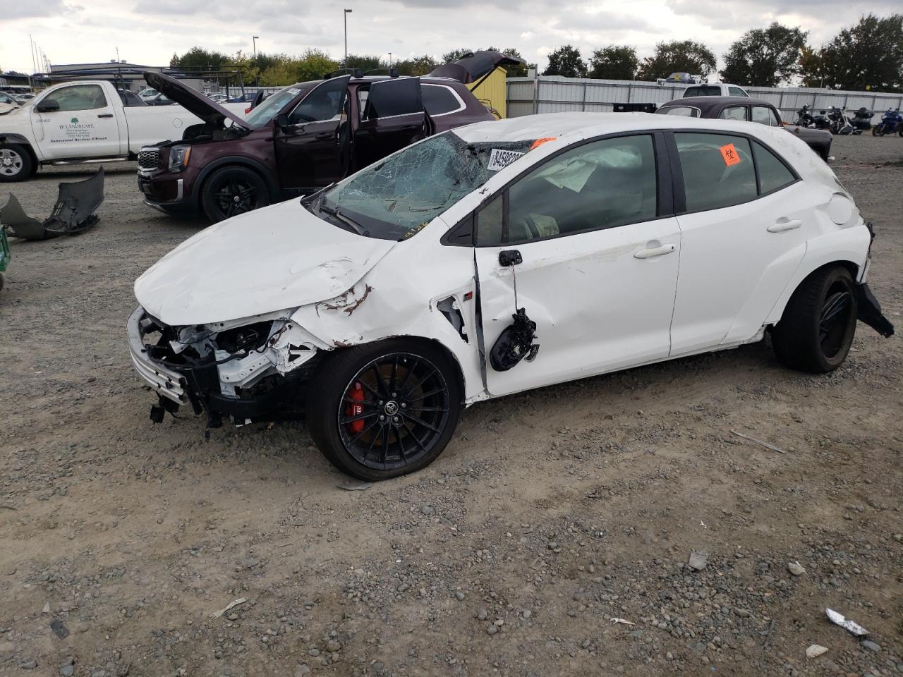 TOYOTA GR COROLLA CORE 2024
