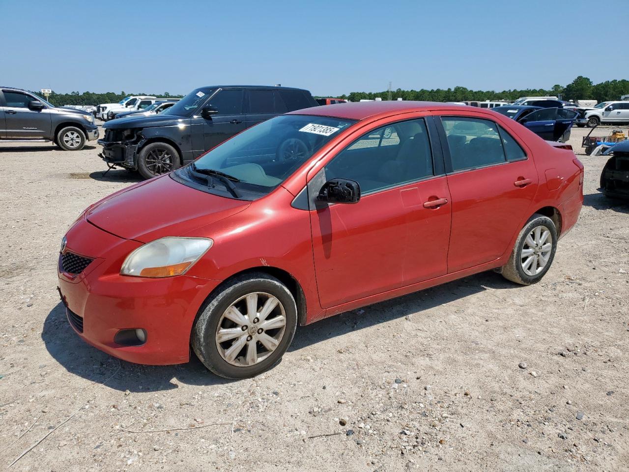 TOYOTA YARIS 2009