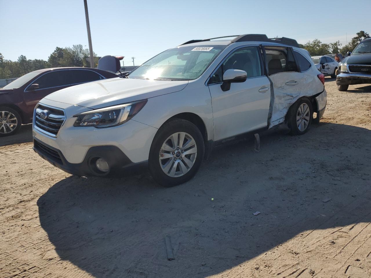 SUBARU OUTBACK 2. 2018