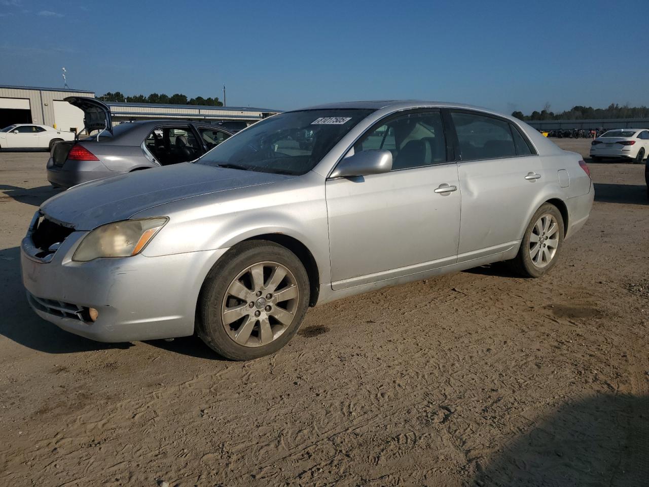 TOYOTA AVALON XL 2006
