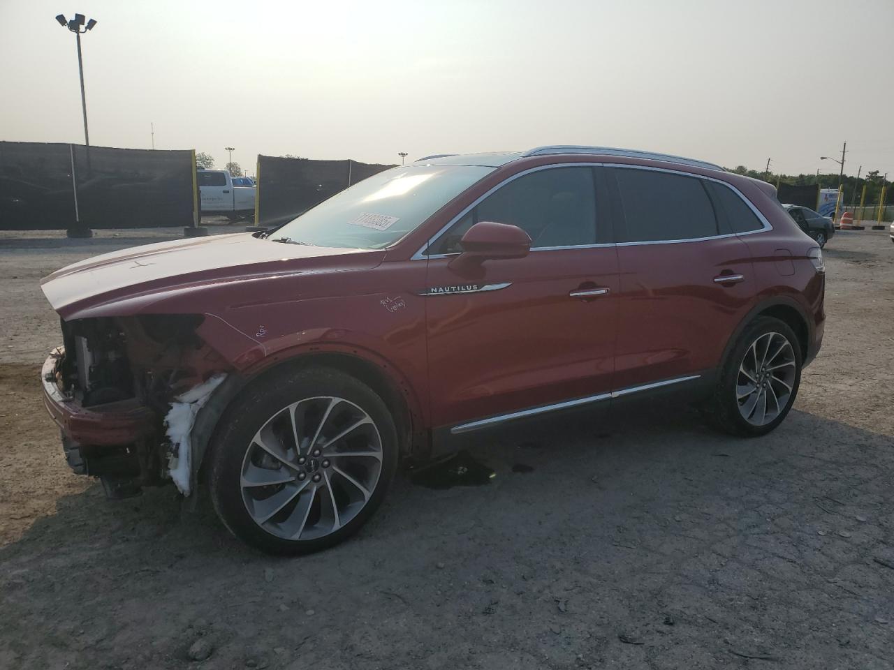 LINCOLN NAUTILUS R 2019