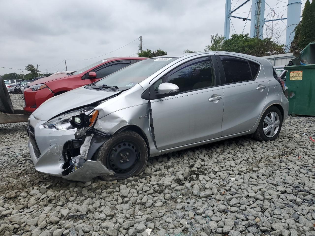 TOYOTA PRIUS C 2015
