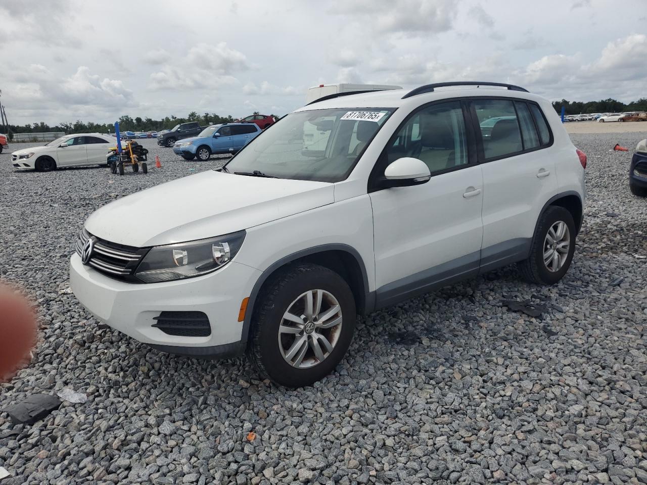 VOLKSWAGEN TIGUAN S 2016