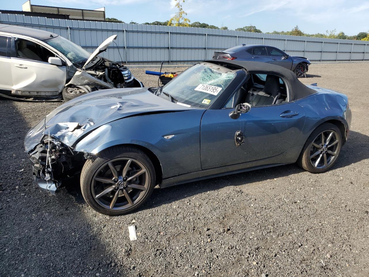 MAZDA MX-5 MIATA 2016