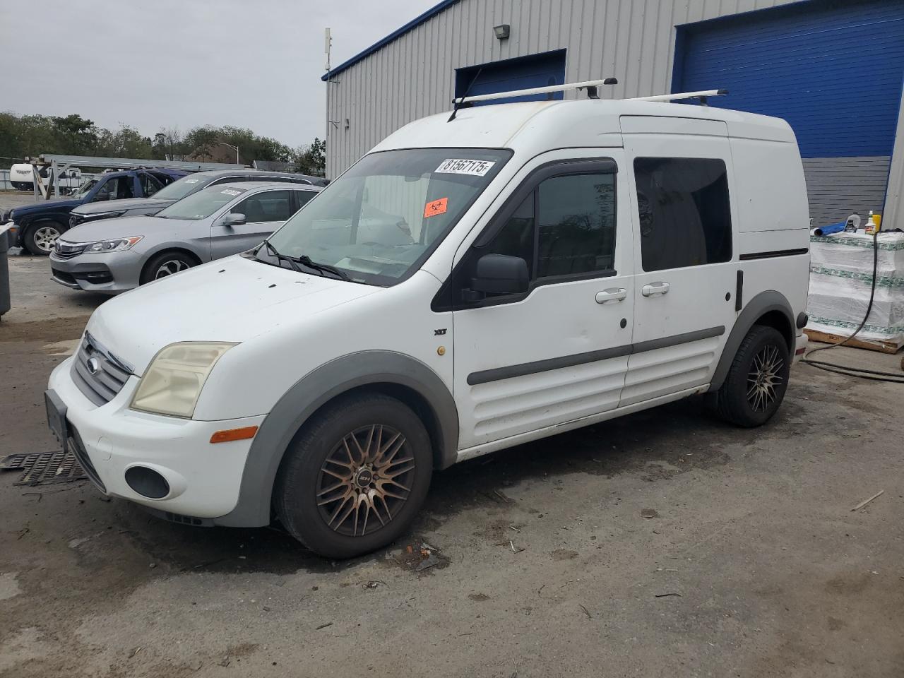 FORD TRANSIT CO 2011