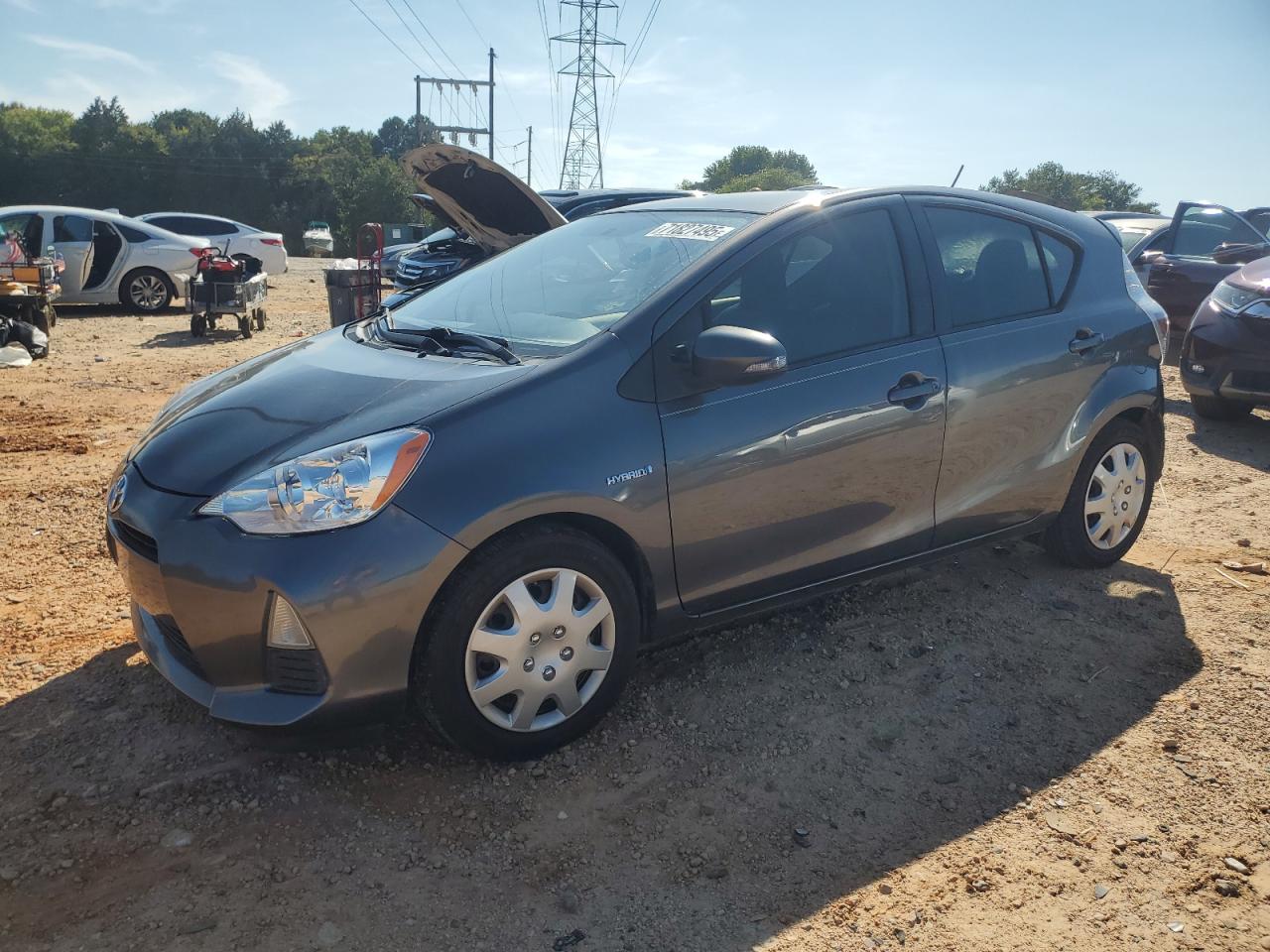 TOYOTA PRIUS C 2012