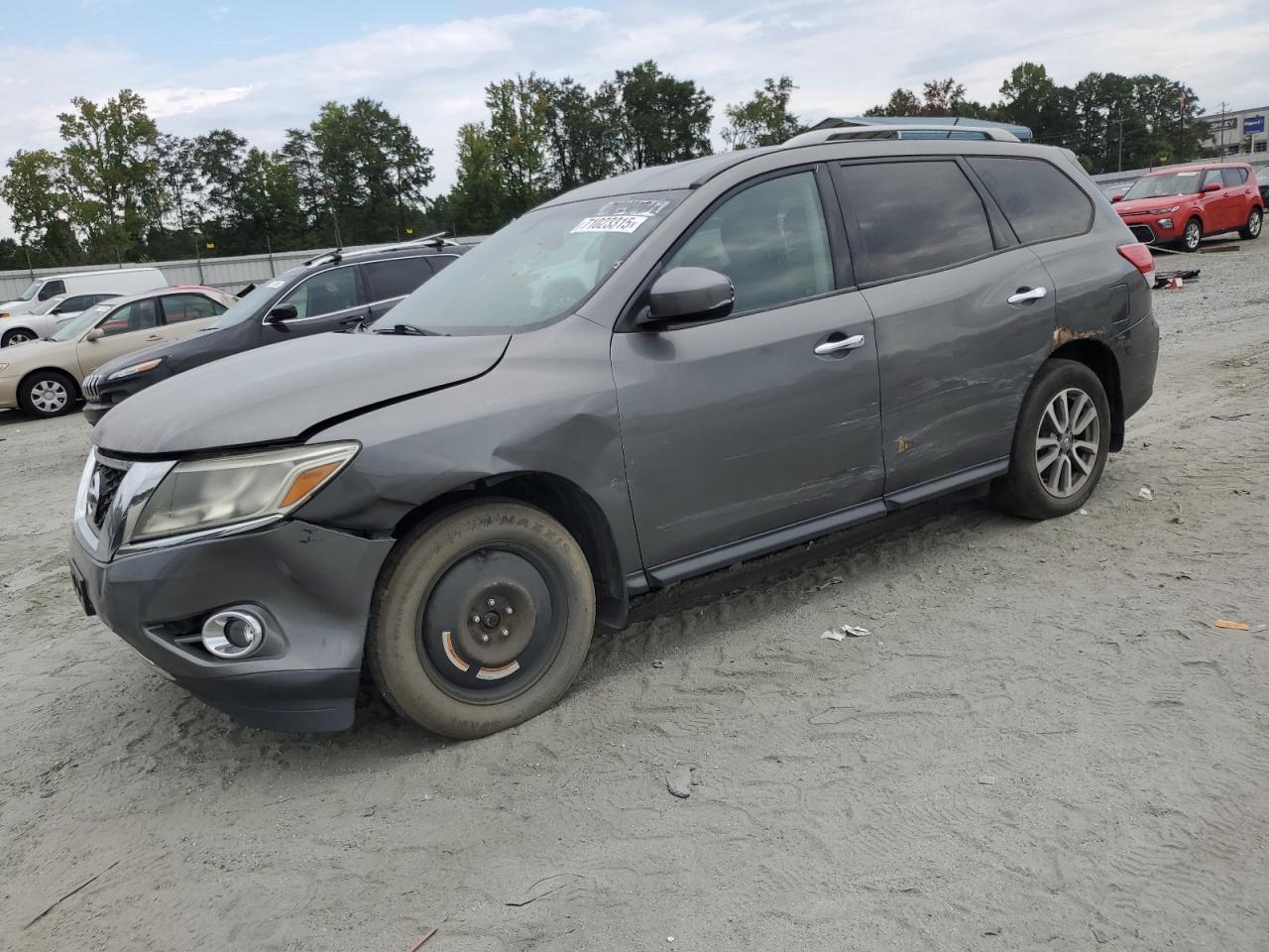 NISSAN PATHFINDER 2015
