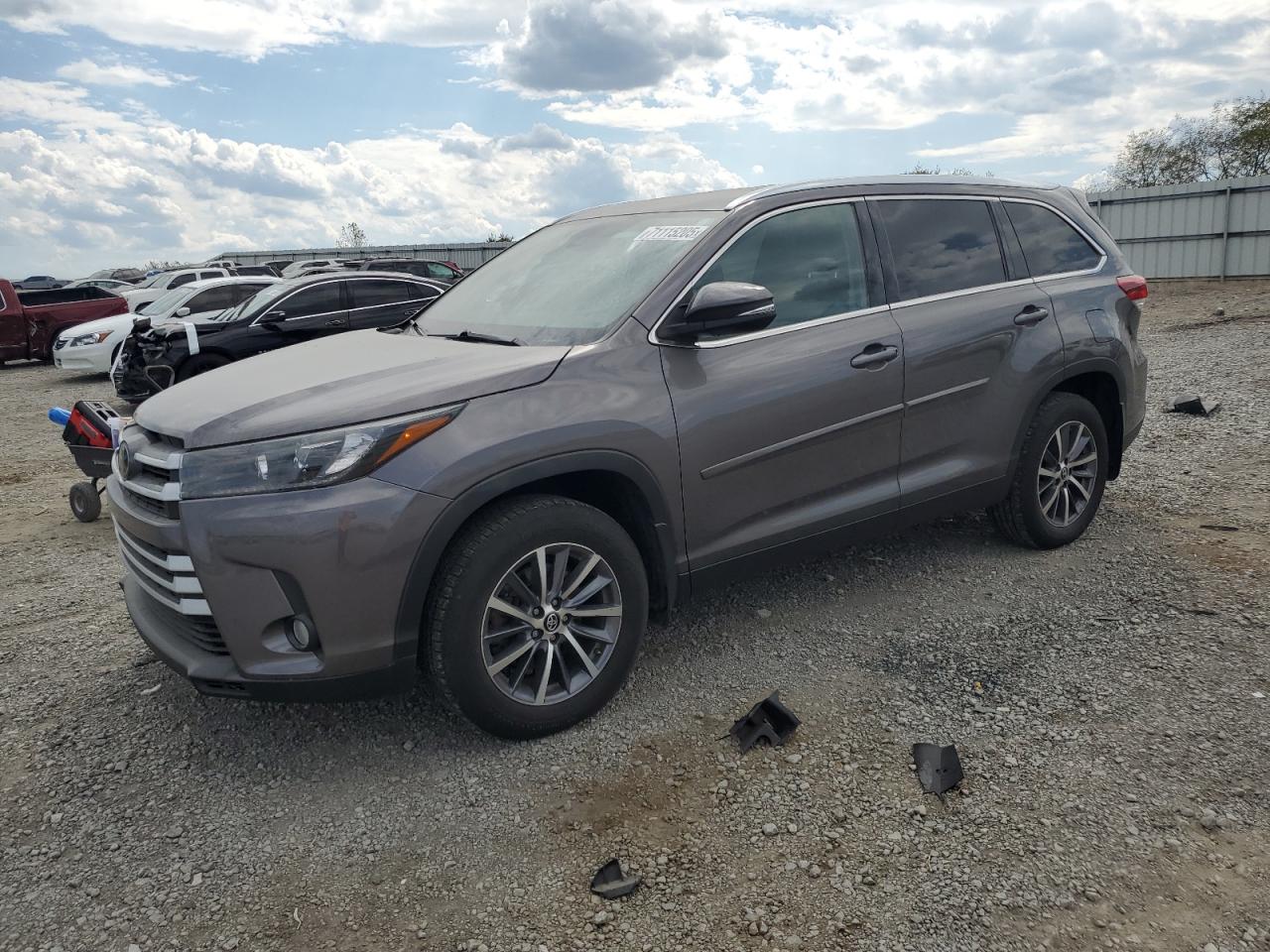 TOYOTA HIGHLANDER 2019