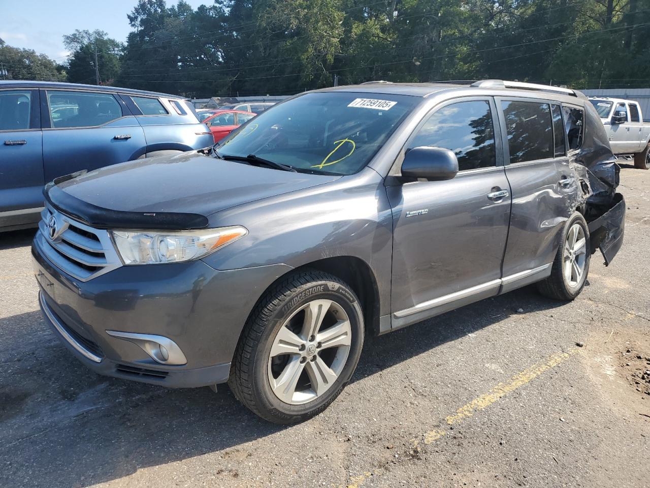 TOYOTA HIGHLANDER 2012