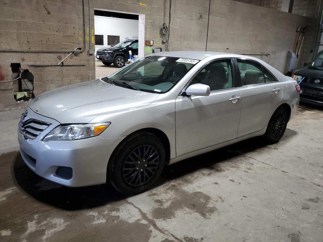 TOYOTA CAMRY BASE 2011